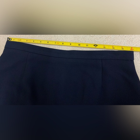Casual Corner Collectibles Navy A-Line Skirt - sz 12 - Picture 6 of 6